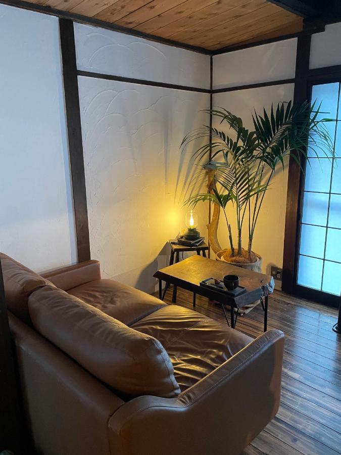 島ぐらしカフェchigoohagoo 男性のみ宿泊不可 Couples & Single Females Only Oshima Exterior photo